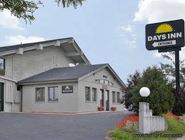 Hotel Days By Wyndham West Allis/milwaukee *