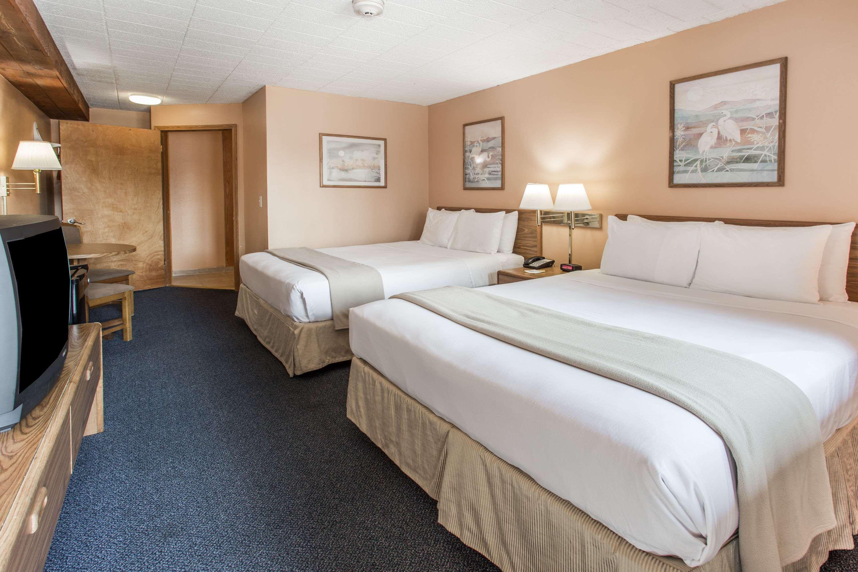 Days By Wyndham West Allis/milwaukee