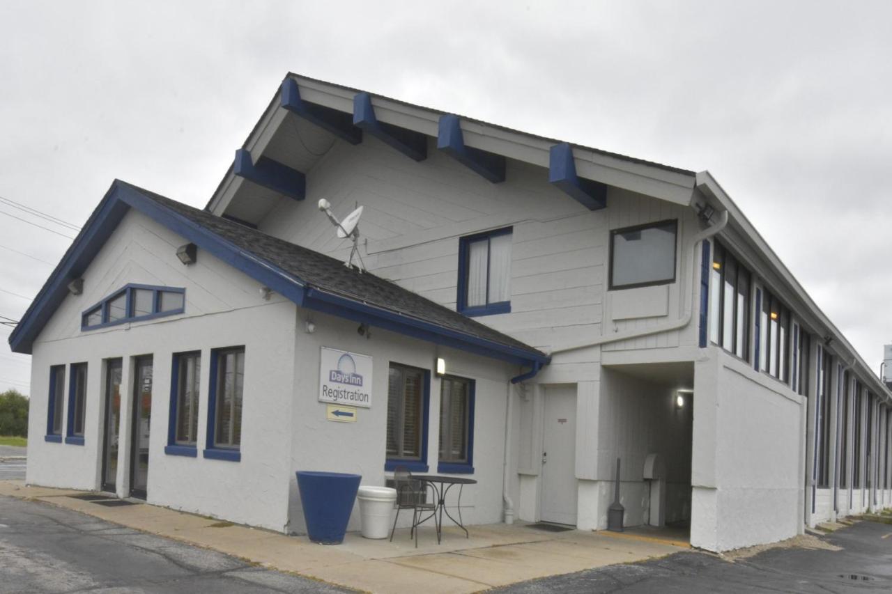 Days By Wyndham West Allis/milwaukee West Allis