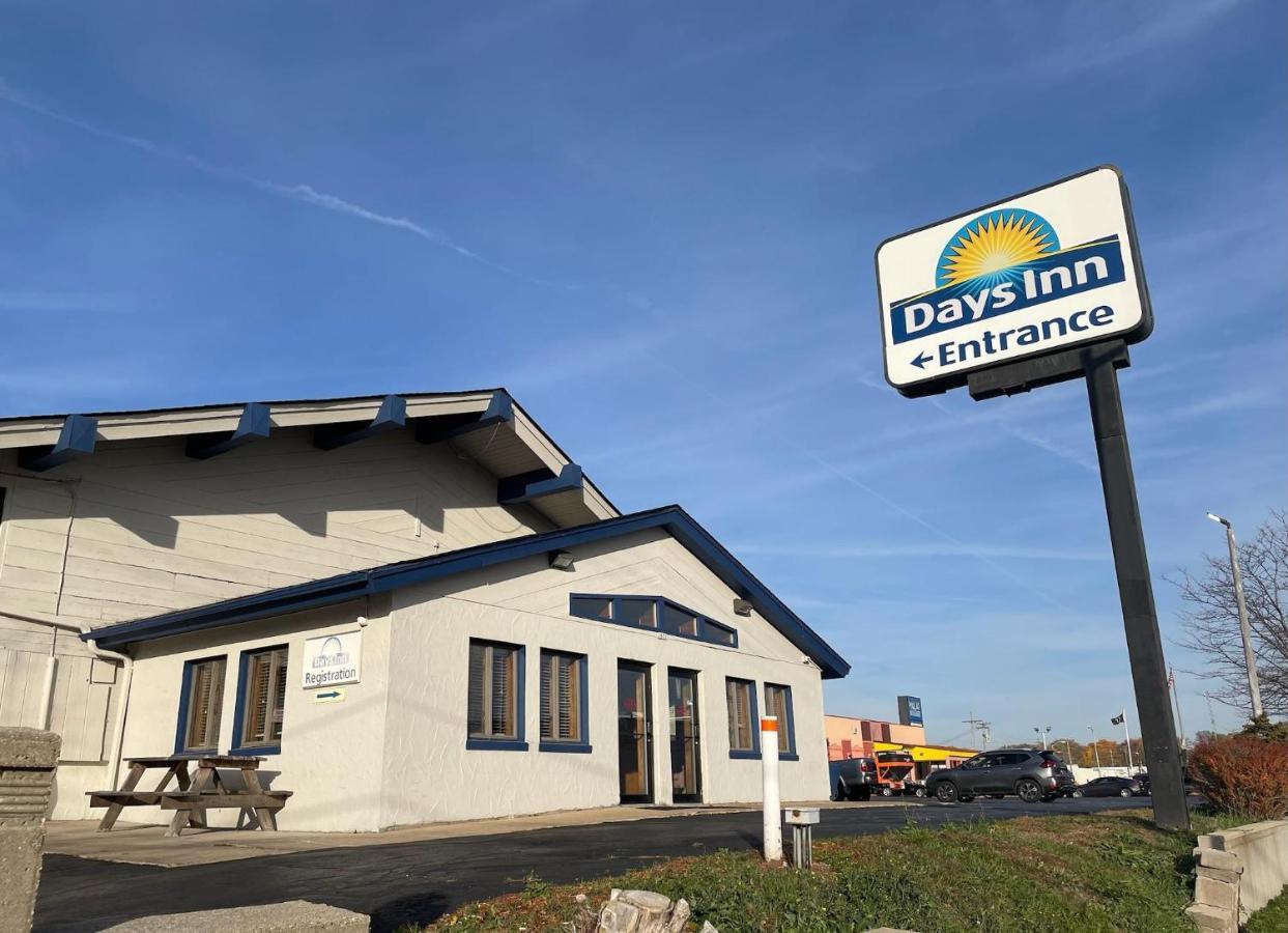Days By Wyndham West Allis/milwaukee * West Allis
