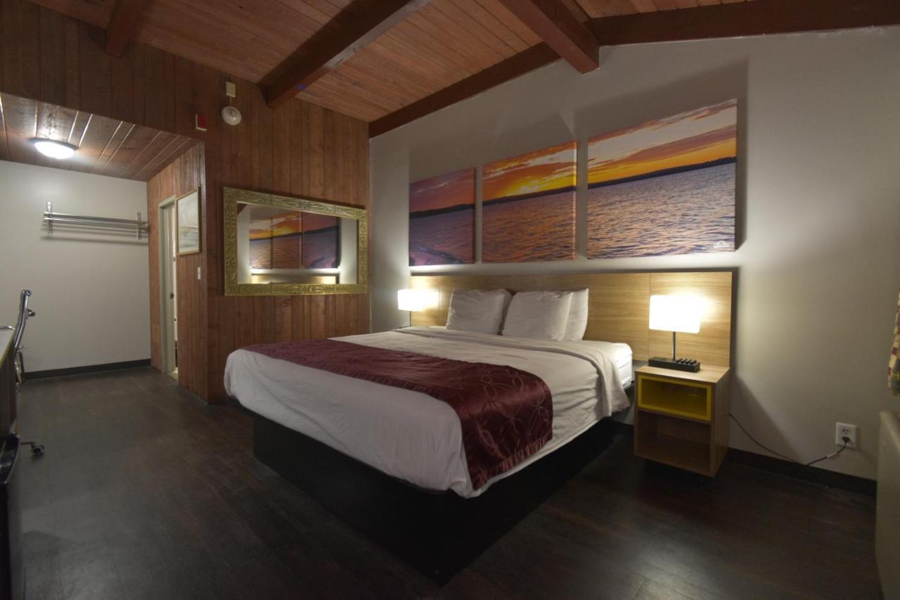 Hotel Days By Wyndham West Allis/milwaukee West Allis
