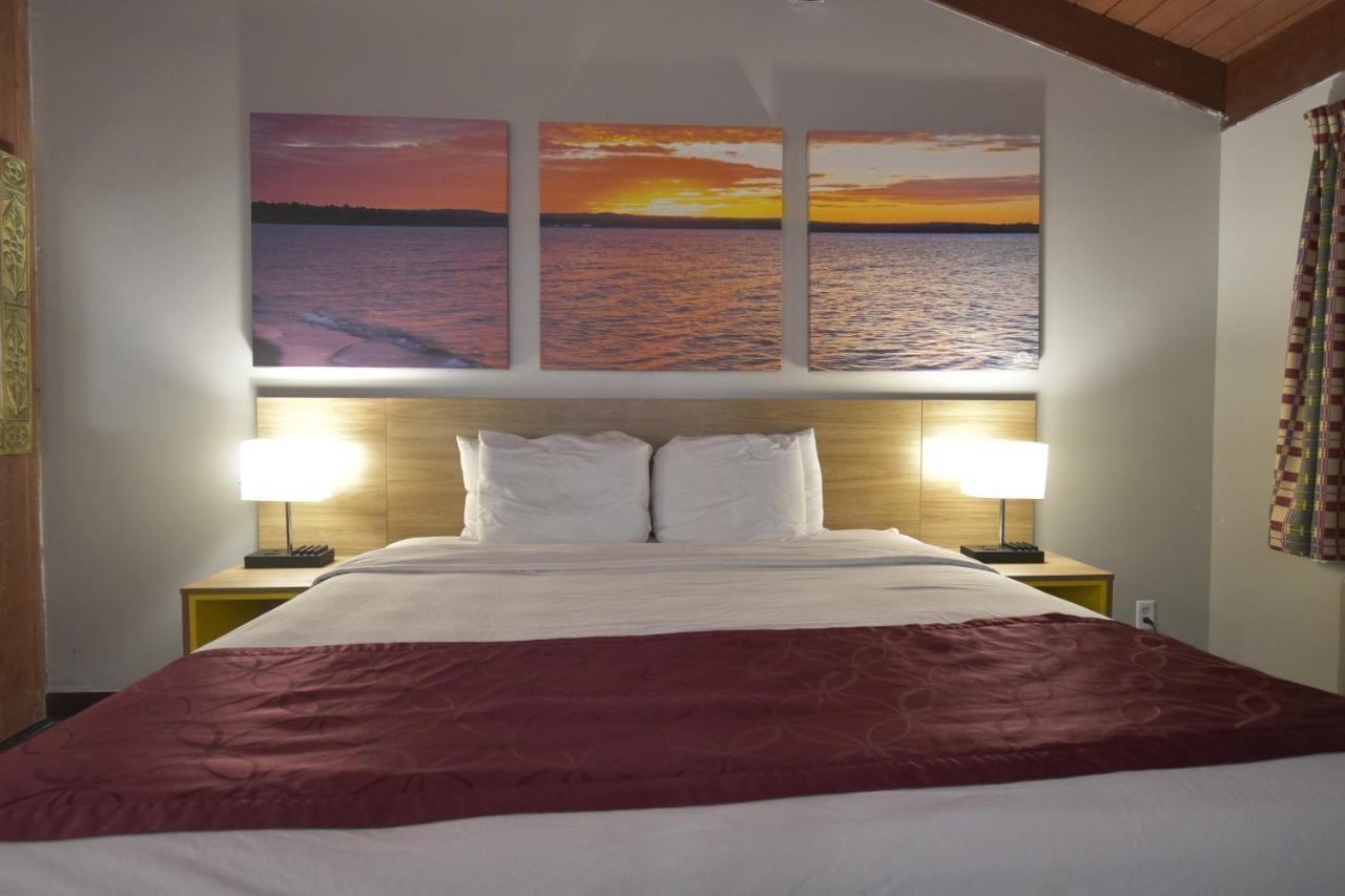 Days By Wyndham West Allis/milwaukee Hotel West Allis